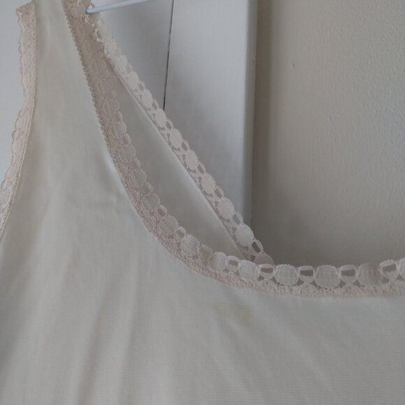 Vintage Full Slip 38" Bust 43" Hip Retro Undergarment Lingerie Plain Minimalist - Picture 9 of 13